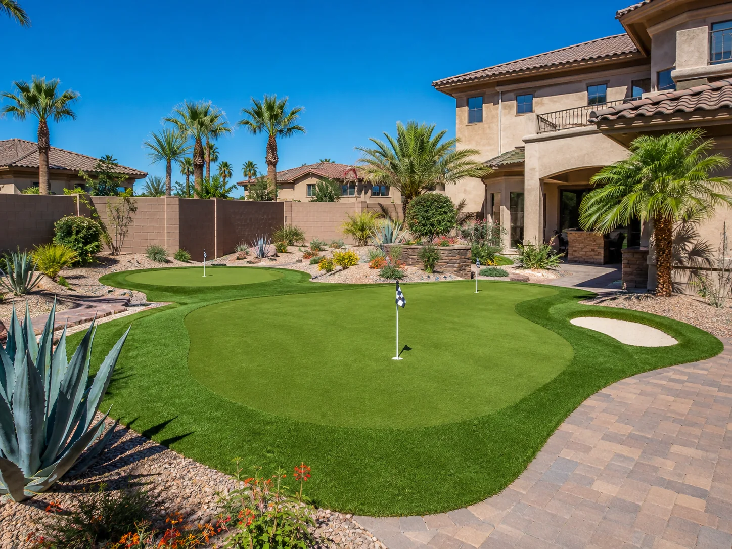 Backyard putting green Surprise AZ