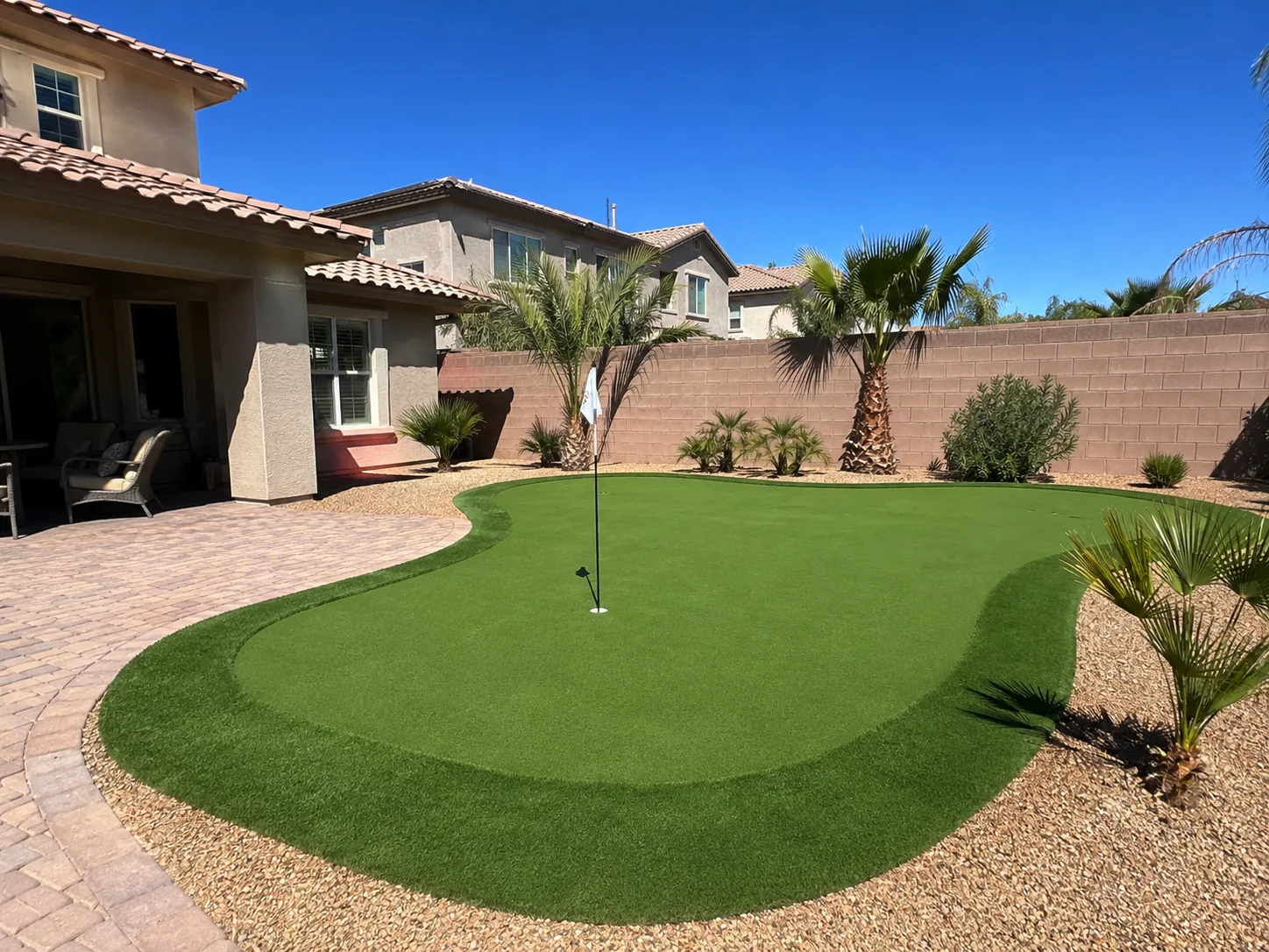 Backyard putting green Surprise AZ