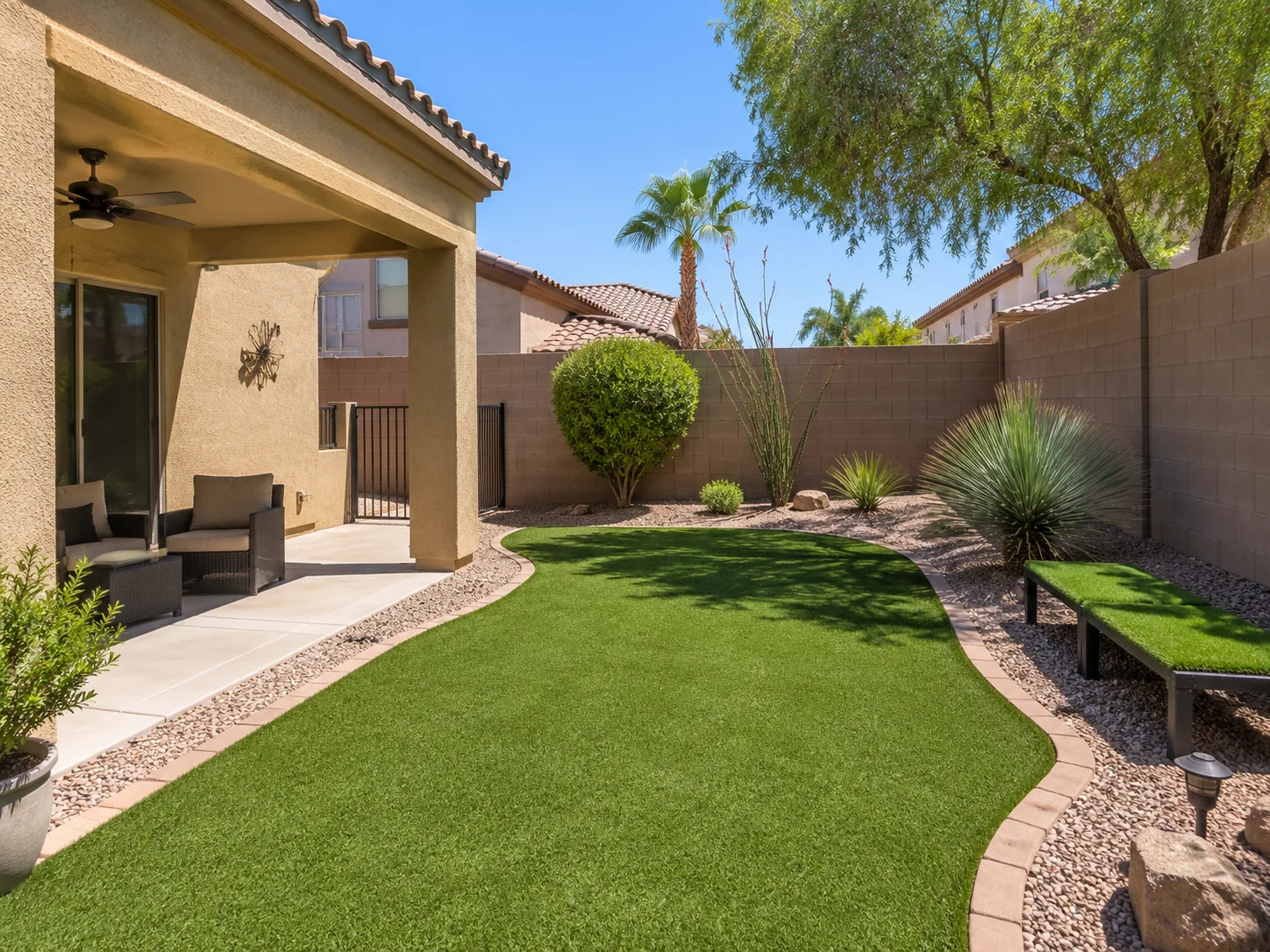 Pet turf dog run Surprise AZ